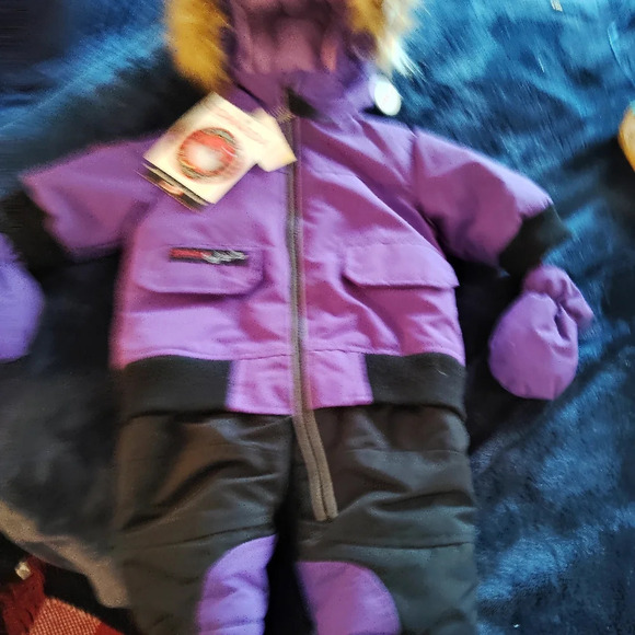 NWT INFANT 3/6 MONTHS PURPLE WITH FUR REMOVABLE HOOD SNOWSUIT CANADA WEATHERGEAR - Picture 6 of 7